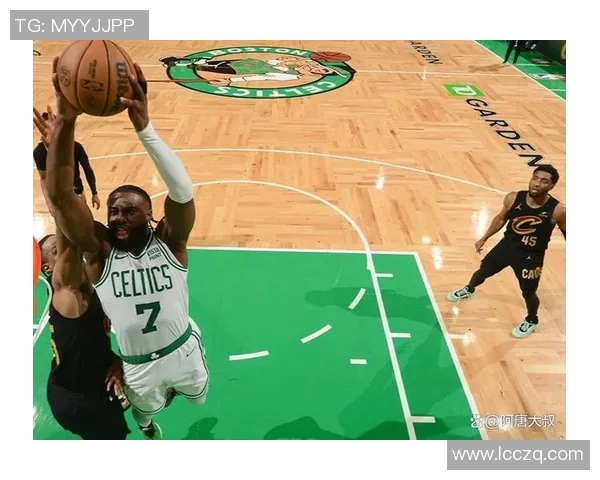 凯尔特人大胜爵士，布朗28分领袖全场