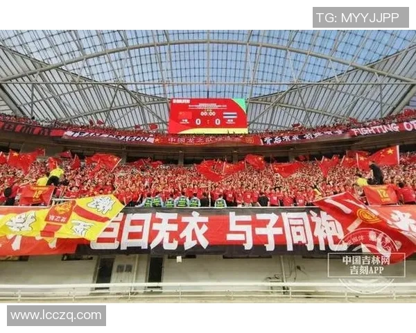 老鹰主场比赛门票销售火爆,球迷恢复热情助威队伍 老鹰主场比赛门票销售火爆,球迷恢复热情助威队伍