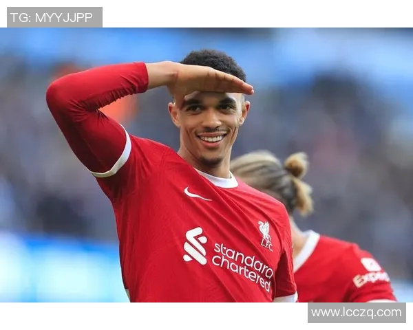 英超比赛补时过长引发争议球迷与专家热议公平性与规则合理性 英超比赛补时过长引发争议球迷与专家热议公平性与规则合理性